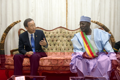 Cavayé Yéguié Djibril et le sécrétaire général de l'ONU Ban Kimoune
