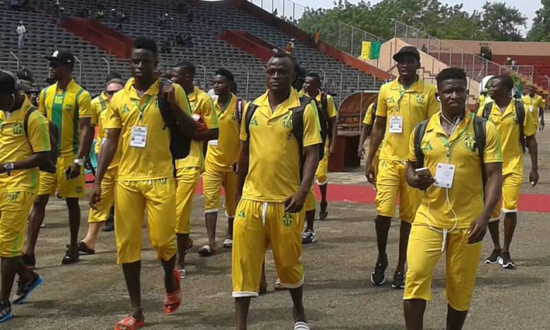 Arrivée de l'ASKaloum au Stade du 28 SEPTEMBRE de Conakry. Échauffourées avec quelques responsables du HOROYA AC