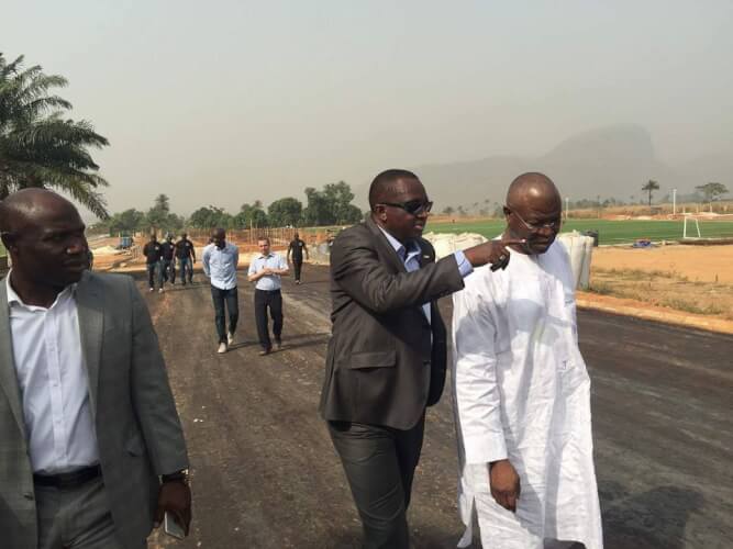 Centre Sportif et de loisirs de Yorokoguia Visite des missionnaires de la CAF et de la FIFA