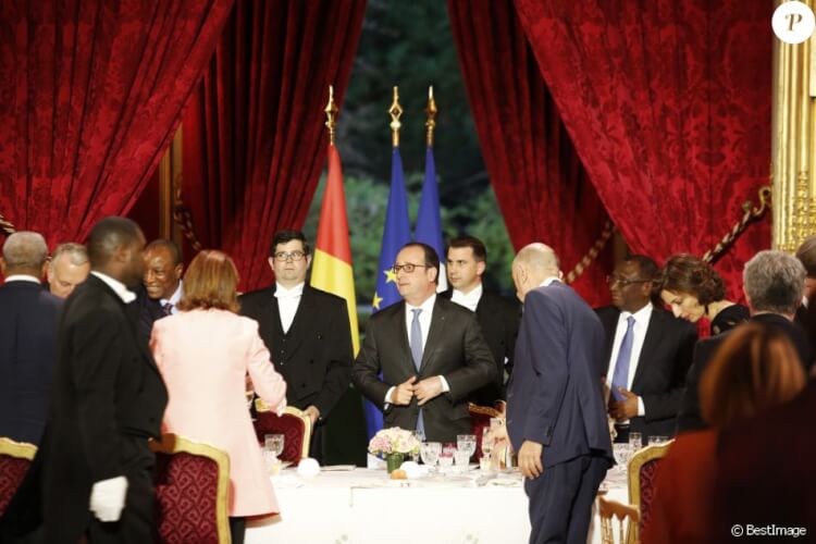 francois-hollande-et-alpha-conde