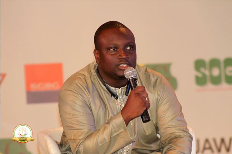FORUM DE L'ÉTUDIANT GUINÉEN - LES DÉFIS ET PERSPECTIVES DE L'ENTREPRENARIAT JEUNE EN GUINÉE