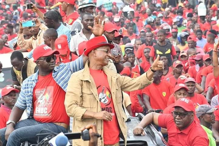 Cellou Dalein Diallo à la marche du FNDC