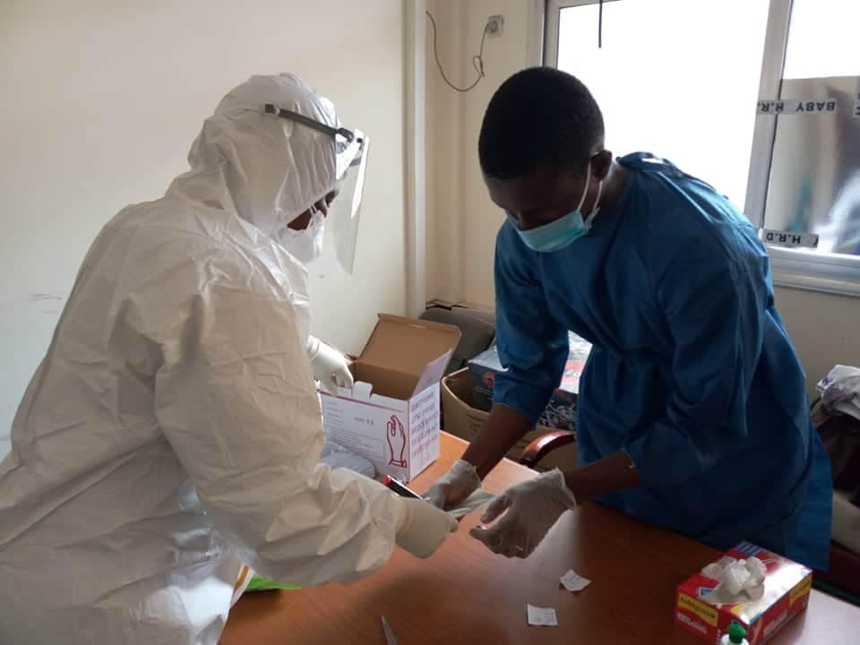 Le MEN-A reçoit des médecins de l'ANSS pour un dépistage massif.