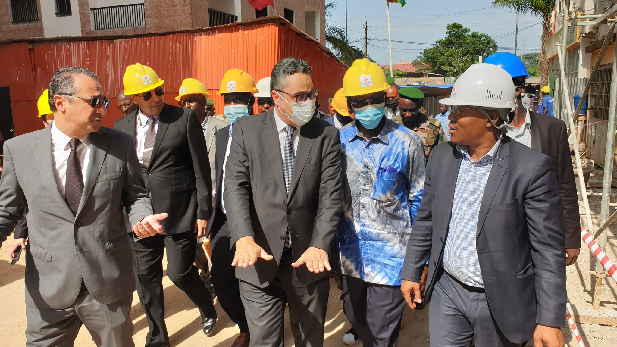 le Ministre Ousmane Gaoual Diallo visite deux sites à Conakry
