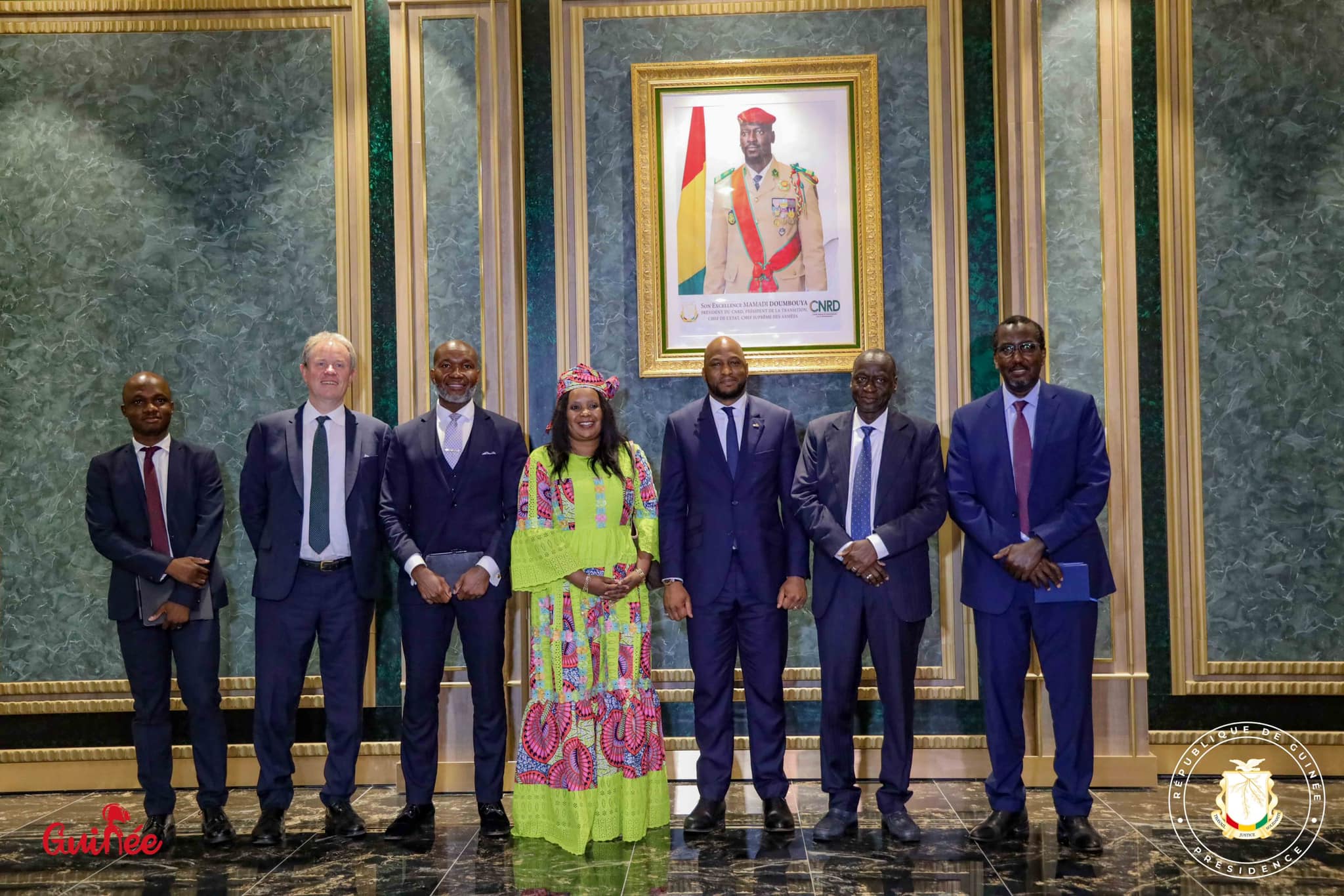 Palais Mohammed V : Le chef du CNRD reçoit le vice-président de la banque mondiale pour l'Afrique de l'Ouest et du Centre.