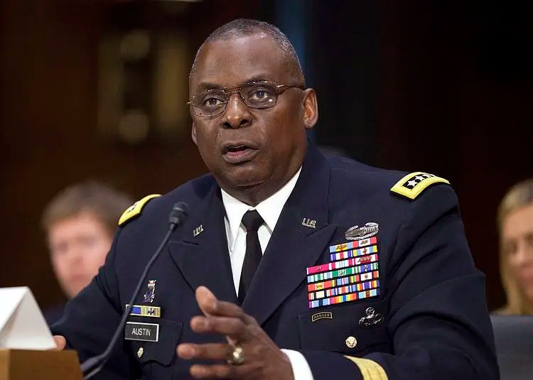 le secrétaire américain à la Défense Lloyd Austin
