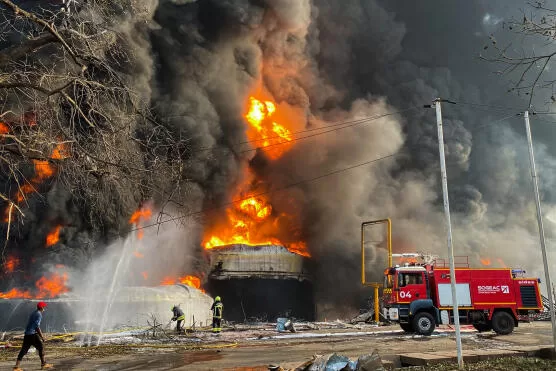 explosion depot hydrocarbure