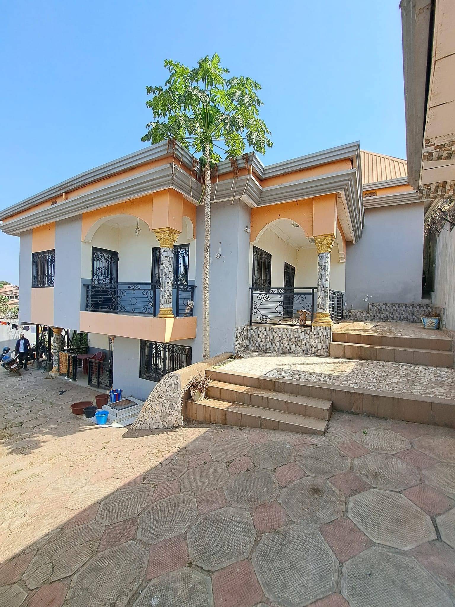 Les régulations sur les transactions immobilières en Guinée.